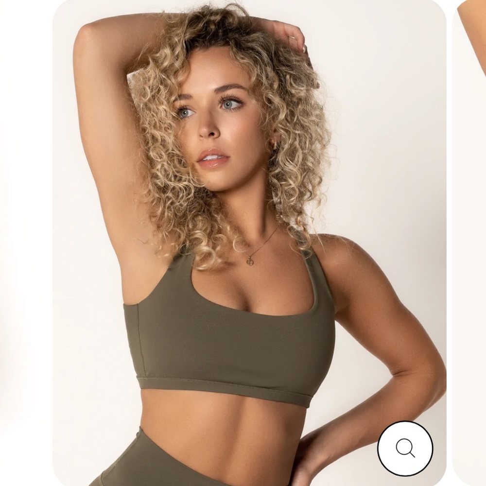 LYCIT Essential Cross Cut Bra